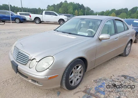 2005 Mercedes-Benz E 320 z USA, uszkodzony, nr VIN WDBUF65J15A701943